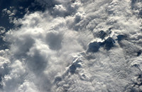 Ảnh mây đẹp lạ thường nhìn từ Trạm không gian quốc tế ảnh 10