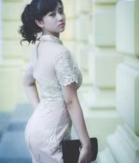 Vẻ đẹp “tỏa nắng” của 10 nữ sinh hot nhất Đại học Phương Đông - Ảnh 6