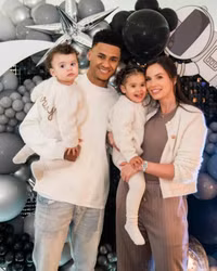 Các nàng WAGs mới của tuyển Anh chuẩn bị gây bão EURO 2024