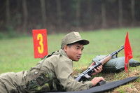 Học sinh trổ tài xạ thủ ảnh 5