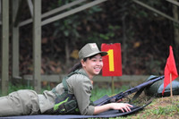 Học sinh trổ tài xạ thủ ảnh 12