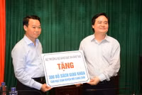 Bộ trưởng Phùng Xuân Nhạ: Phải chuẩn bị cho trường vùng lũ bước vào năm học mới với tâm thế tốt nhất ảnh 11