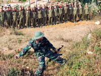 Sinh viên Tây Bắc trong màu áo lính ảnh 3