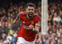 ‘Bão’ tạm lặng ở Man Utd, Man City lên đỉnh bảng