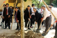 Học sinh trường THPT chuyên phải nuôi dưỡng khát vọng chinh phục đỉnh cao tri thức ảnh 7