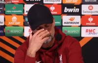 Liverpool ‘thua oan’ đội bóng yếu của Pháp?