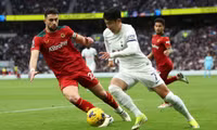 Tottenham văng khỏi top 4, Liverpool xây chắc ngôi đầu