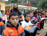 Trường ĐH Sư phạm Thái Nguyên “Tặng hoa nhà giáo vùng cao” ảnh 10