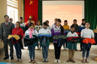 Trường ĐH Sư phạm Thái Nguyên “Tặng hoa nhà giáo vùng cao” ảnh 2 Trường ĐH Sư phạm Thái Nguyên “Tặng hoa nhà giáo vùng cao” ảnh 2