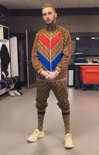 Phong cách thời trang 'kỳ dị' của dàn sao bóng đá thế giới