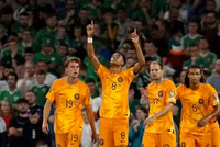 Top 10 bảng xếp hạng FIFA, tuyển Việt Nam bị trừ điểm 