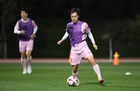 Đình Bắc khiến người hâm mộ Việt Nam nơm nớp lo lắng