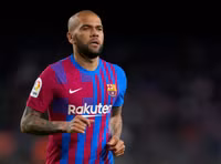 Karim Benzema tự chọn đội hình trong mơ, phớt lờ Ronaldo và Messi