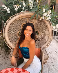 Người đẹp bí ẩn khiến Mbappé 'phải lòng trong 3 giây' là ai?