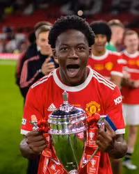 Màn trình diễn đáng kinh ngạc của thần đồng Man Utd tại Ngoại hạng Anh