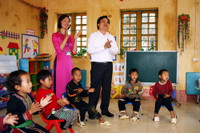 Tìm giải pháp phát triển giáo dục vùng khó khăn ảnh 4 Tìm giải pháp phát triển giáo dục vùng khó khăn ảnh 4