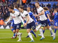 Kịch tính cuộc đua ngôi vương tại Ngoại hạng Anh 