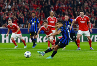 Xác định 11 đội vào vòng knock-out Champions League 