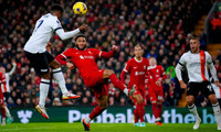 Liverpool thắng đậm, ‘cắt đuôi’ Man City và Arsenal ở Ngoại hạng Anh 