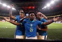 Chùm ảnh: Hạ tuyển Anh, Brazil tạo nhiều kỷ lục