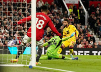Chùm ảnh: Man Utd thắng nhọc nhằn đội cuối bảng Ngoại hạng Anh 