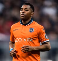 Robinho lĩnh án 9 năm tù vì cưỡng hiếp tập thể 