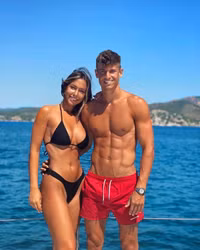 Vóc dáng cực phẩm của nàng WAG Atletico Madrid 