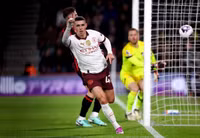 Man City và Arsenal áp sát Liverpool vòng 26 Ngoại hạng Anh