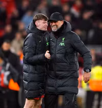 Liverpool hủy diệt Chelsea, vững ngôi đầu Ngoại hạng Anh