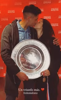 8 nàng WAGS mới toanh, quyến rũ nhất Ngoại hạng Anh mùa này