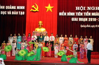 Những bông hoa tươi thắm ngành Giáo dục Quảng Ninh dâng Bác ảnh 10 Những bông hoa tươi thắm ngành Giáo dục Quảng Ninh dâng Bác ảnh 10