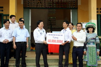 Bộ trưởng Phùng Xuân Nhạ thăm những trường học khó khăn nhất tỉnh Lào Cai ảnh 6