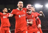 Chùm ảnh: Liverpool hạ Sheffield, giành lại ngôi đầu Ngoại hạng Anh từ Arsenal 