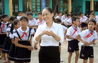 Cho tôi xin một vé đi tuổi thơ ảnh 9