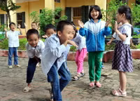 Cho tôi xin một vé đi tuổi thơ ảnh 2