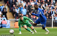 Thiago khóc nghẹn khi Chelsea thua Man City ở FA Cup 