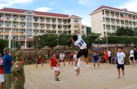 Sinh viên Tây Bắc trong màu áo lính ảnh 11