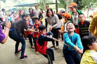 Ngộ nghĩnh học sinh Tiểu học trong hoạt động giáo dục ngoại khóa ảnh 6