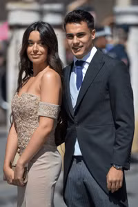 Nàng WAG quyến rũ dự đêm nhạc ca sĩ Taylor Swift