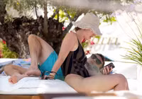 6 nàng WAGs 'xinh đẹp và chịu chơi’ nhất thế giới năm 2023 