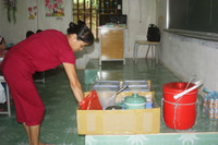 10 năm duy trì bữa ăn cho học sinh với gánh cơm bán trú ảnh 2 10 năm duy trì bữa ăn cho học sinh với gánh cơm bán trú ảnh 2