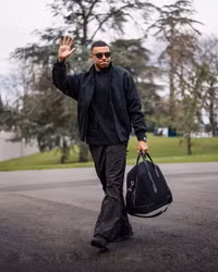 Choáng với phong cách thời trang sành điệu của dàn sao tuyển Pháp 