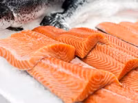 Top thực phẩm bổ sung giúp chị em có làn da căng bóng đón Tết