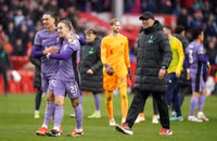  Thua Liverpool phút 99, ông chủ Nottingham ‘hỏi tội’ trọng tài