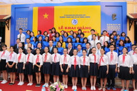 Chủ tịch nước Trần Đại Quang dự khai giảng năm học mới tại Trường THCS Trưng Vương - Hà Nội ảnh 4  Chủ tịch nước Trần Đại Quang dự khai giảng năm học mới tại Trường THCS Trưng Vương - Hà Nội ảnh 4