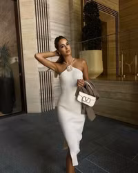 Loạt ảnh không thể rời mắt của nàng WAG nổi tiếng Ngoại hạng Anh