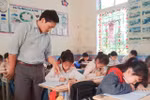 Thầy giáo người Mông nhiều năm liền là giáo viên chủ nhiệm giỏi