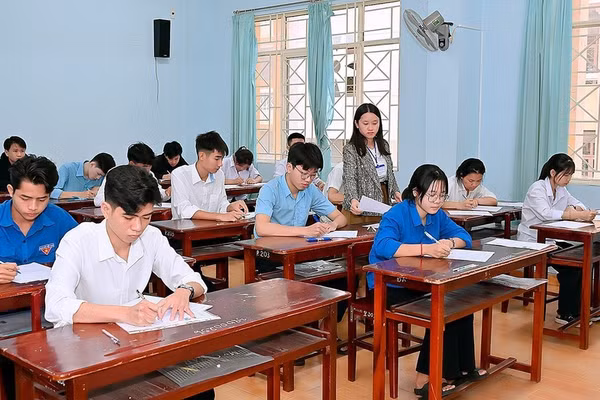 Gợi ý đáp án môn Toán Kỳ thi tốt nghiệp THPT 2026