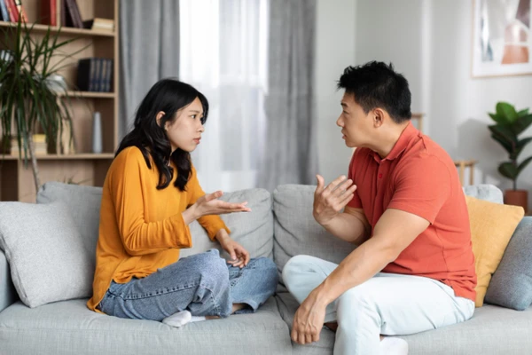 Những ai đã kết hôn có lẽ không còn lạ lẫm khi nghe những phàn nàn. (Ảnh: ITN).