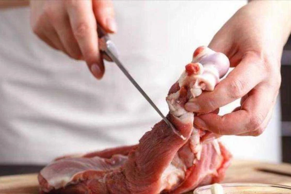 An toàn thực phẩm liên quan đến sức khỏe của mọi gia đình. (Ảnh: ITN)